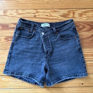 Abercrombie & Fitch Dad Short High Rise Women's Size 27 Black Gray Denim